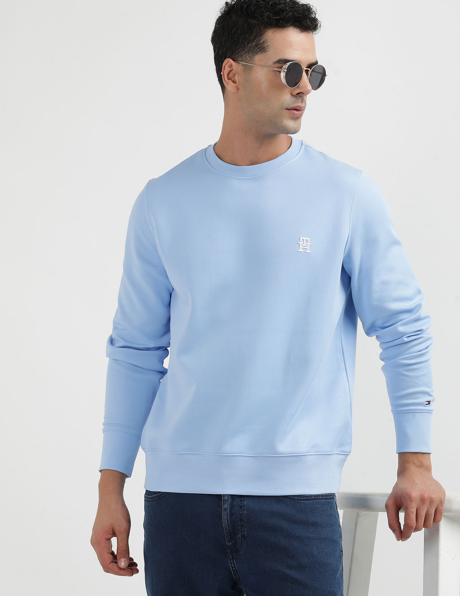 Tommy Hilfiger Solid Monogram Sweatshirt