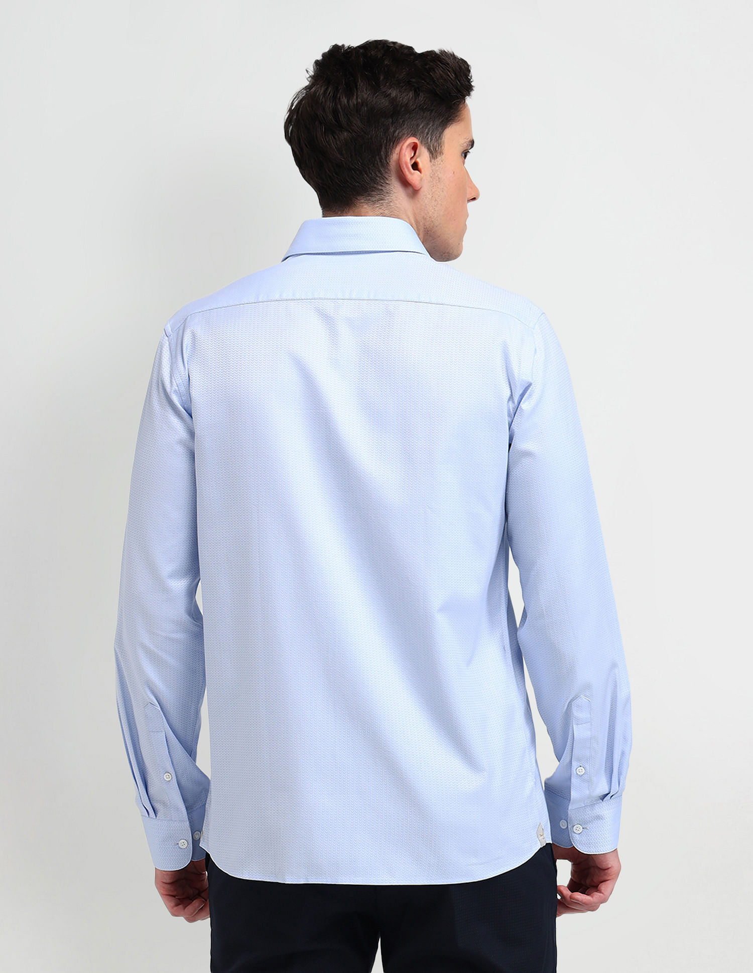 Arrow Italian Elegance Textured Slim Fit Shirt