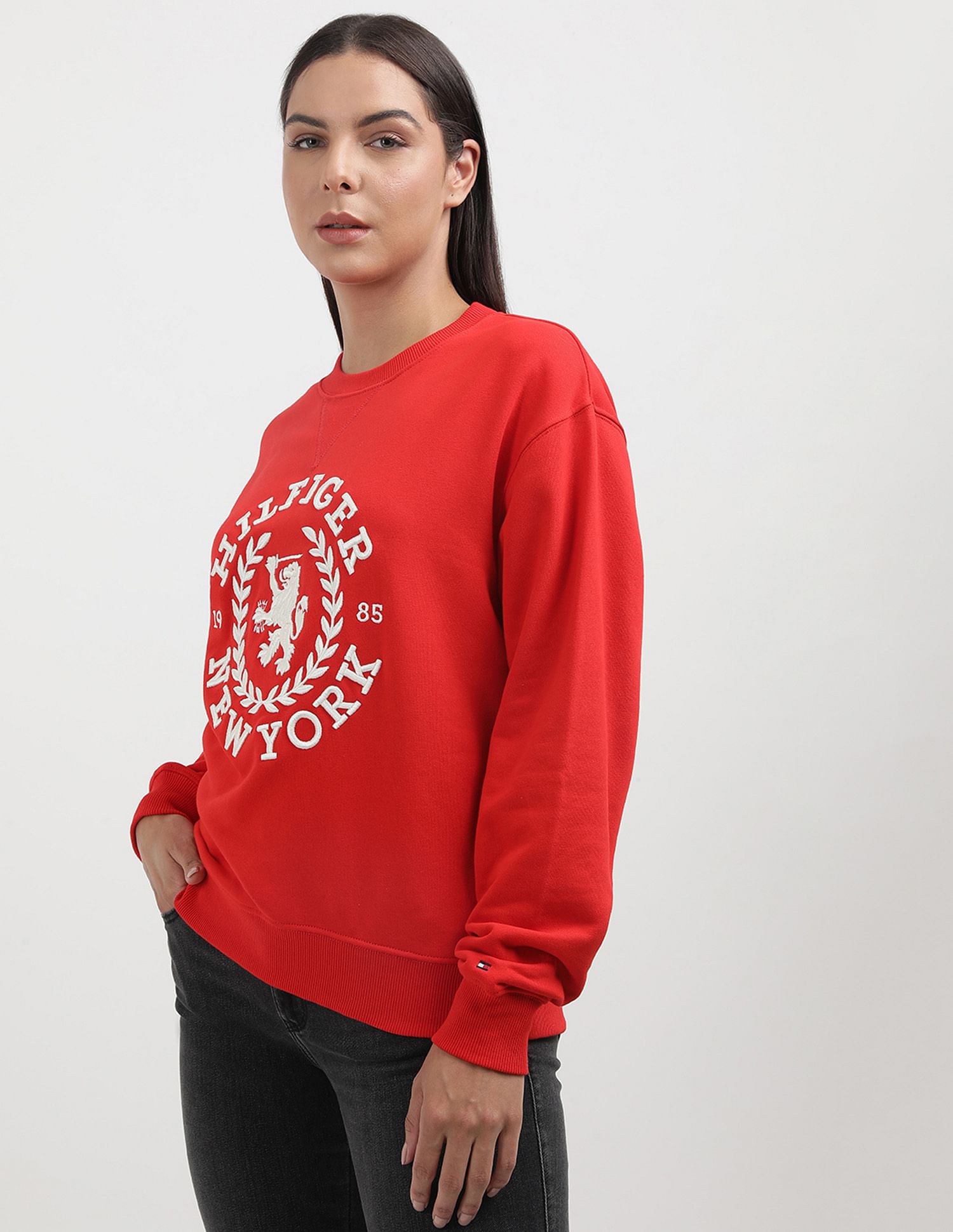 Tommy Hilfiger Regular Fit Logo Sweatshirt