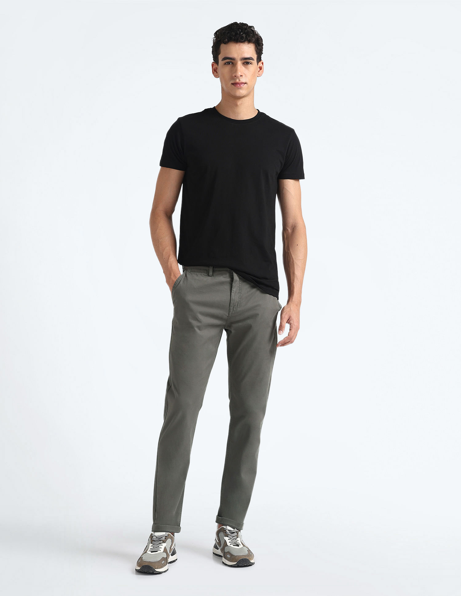 Flying Machine Slash Slim Tapered Fit Solid Chinos