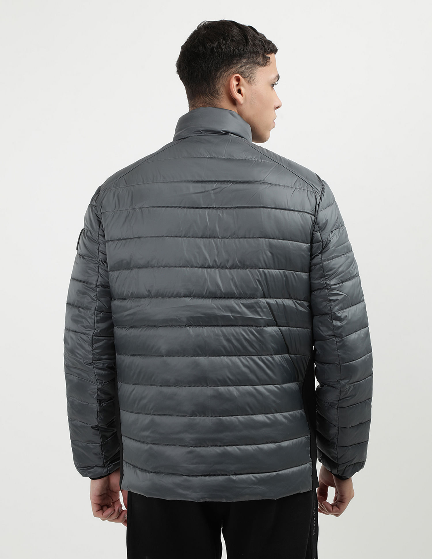 Calvin Klein Jeans Regular Fit Solid Padded Jacket