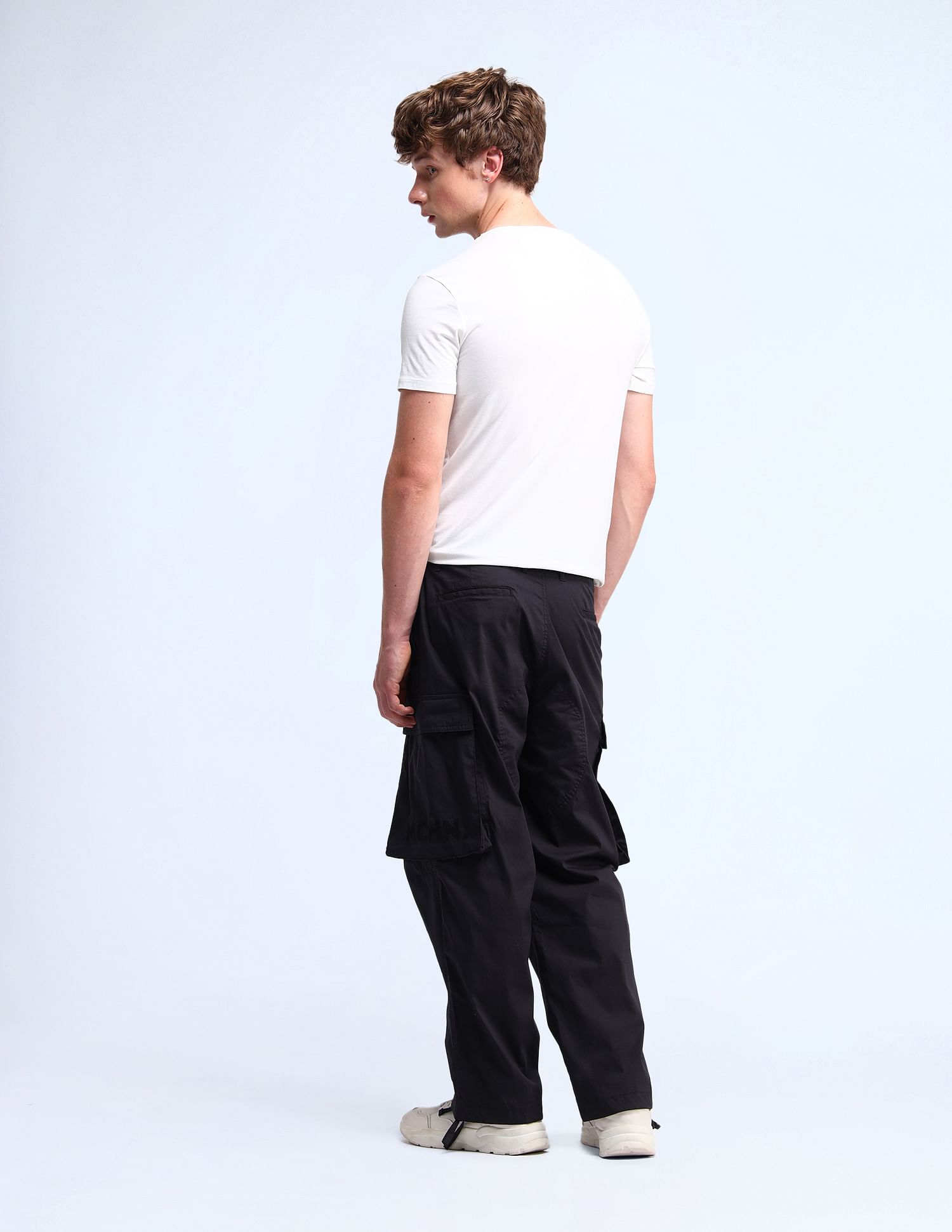 Flying Machine Mid Rise Relaxed Fit Trousers