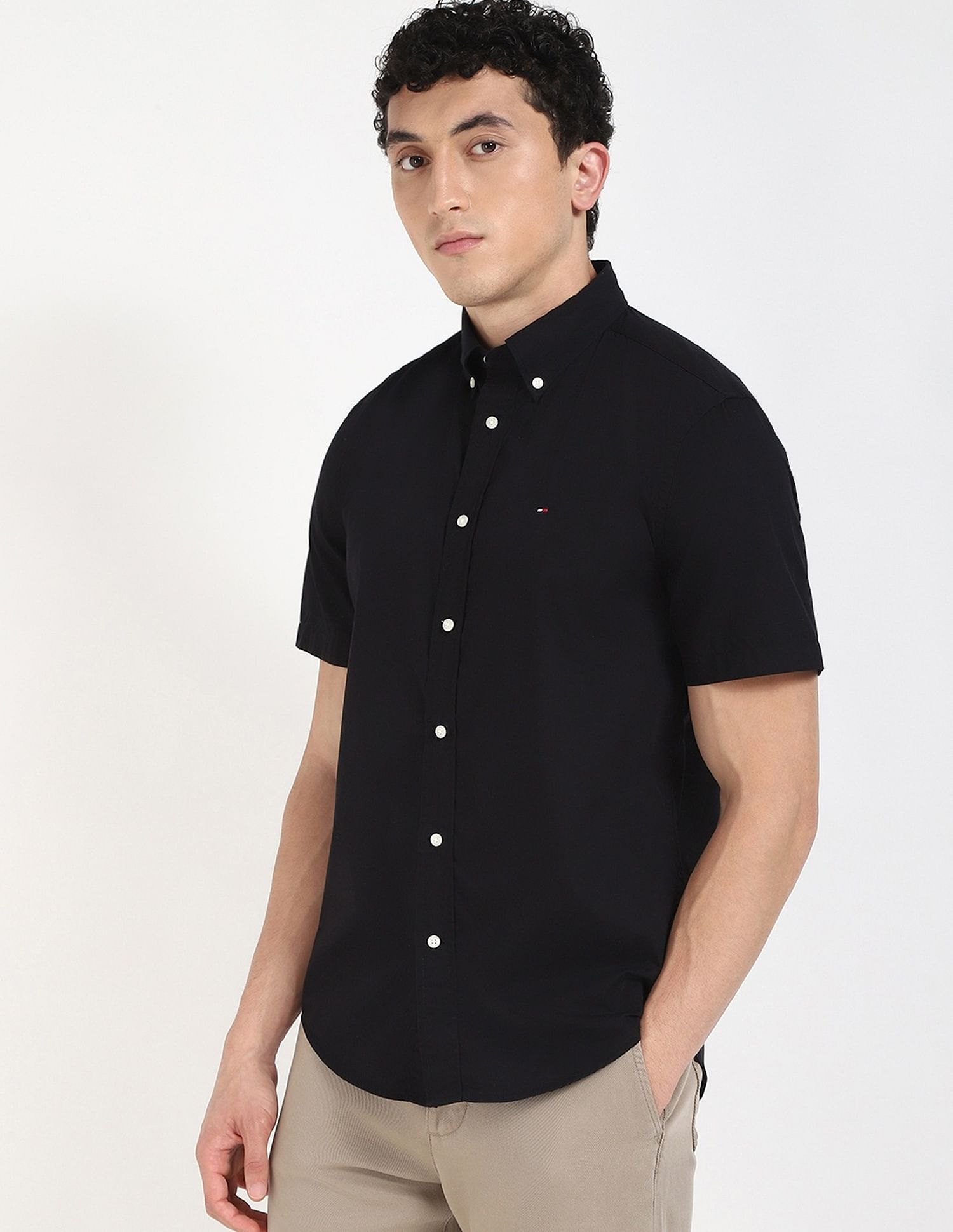 Tommy Hilfiger Solid Regular-Fit Poplin Woven Shirt