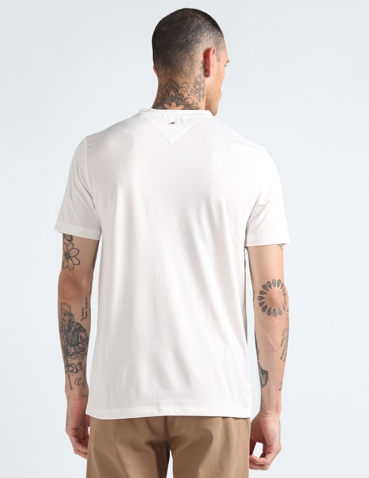 Tommy Hilfiger Recycled Solid Essentials T-Shirt