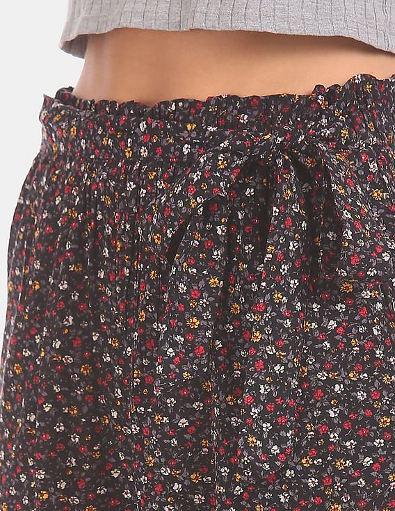 Aeropostale Women Black Ruffle Waist Printed Wide Leg Pants