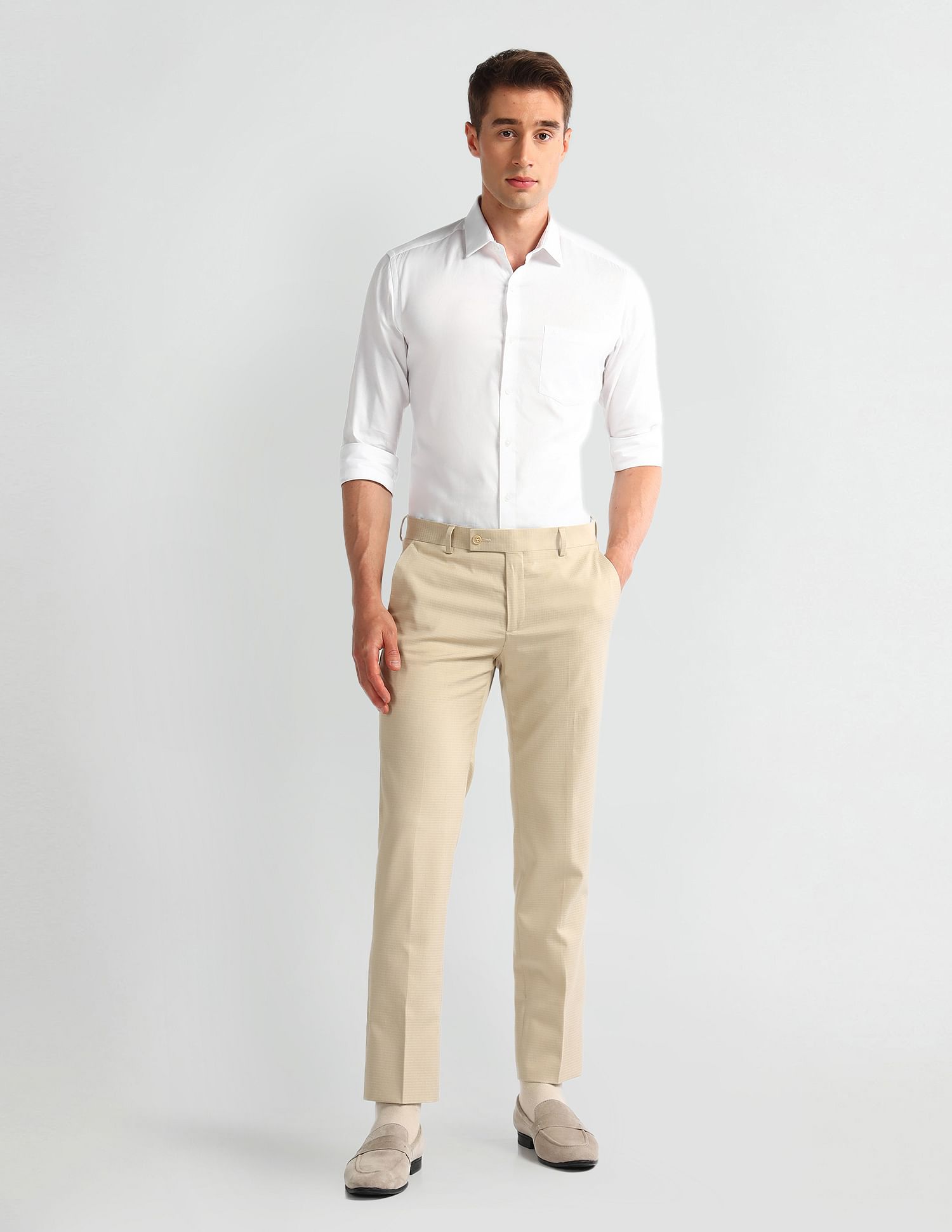 Arrow Cutaway Collar Slim Fit Shirt