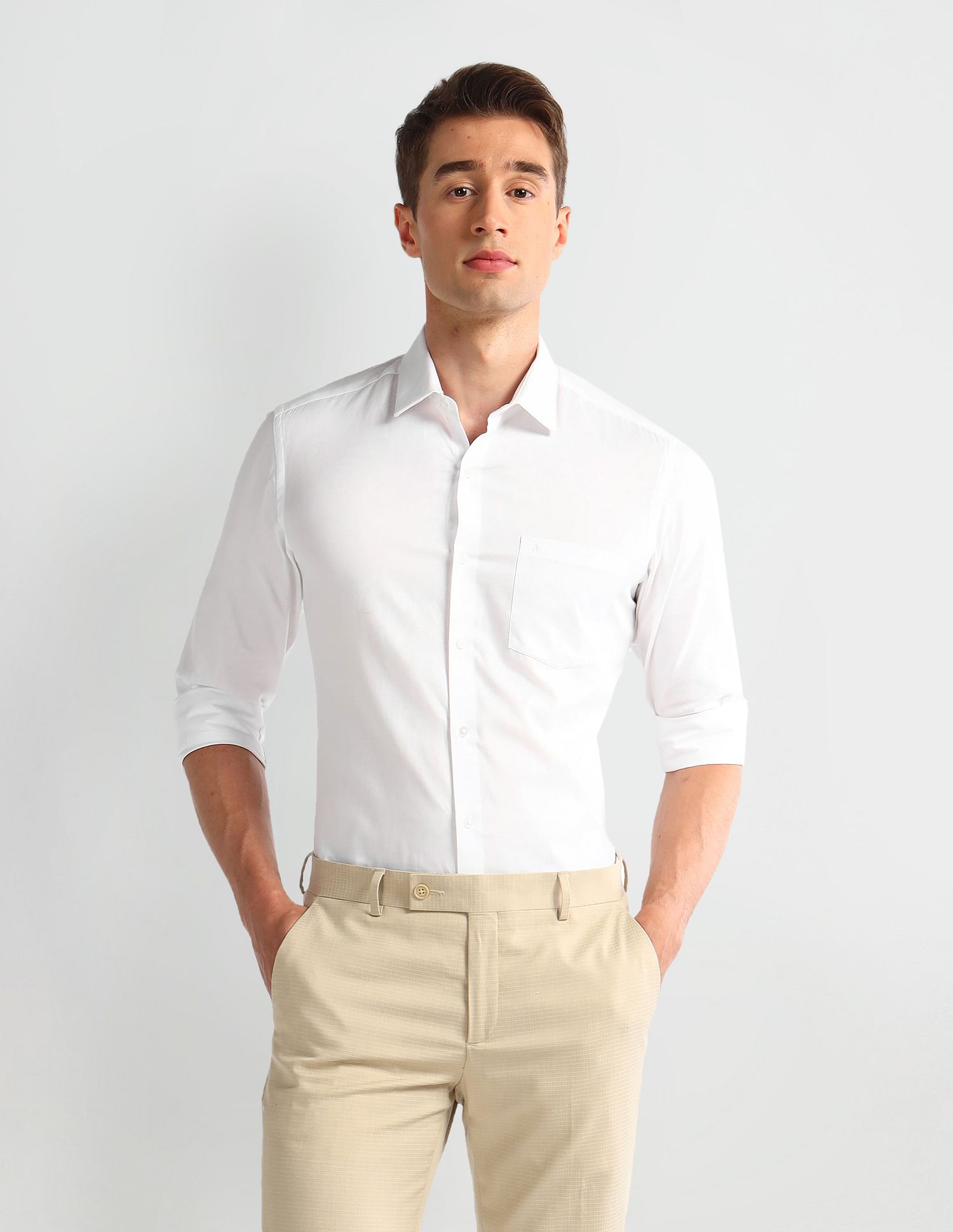 Arrow Cutaway Collar Slim Fit Shirt