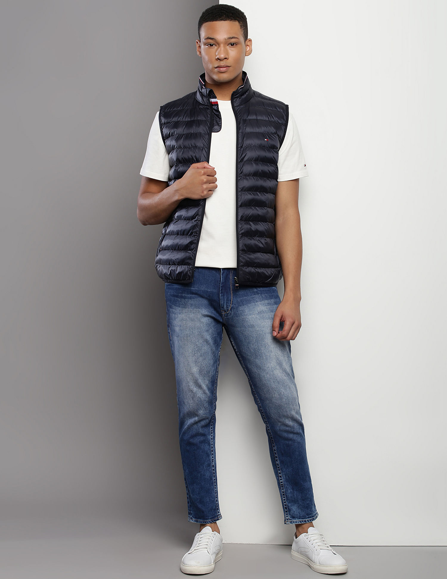 Buy Tommy Hilfiger Recycled Polyester Sleeveless Jacket - NNNOW.com