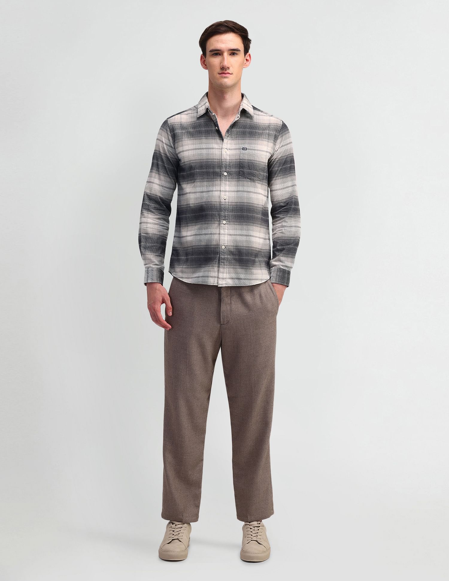 Arrow Sport Slim Fit Lightweight Corduroy Shirt