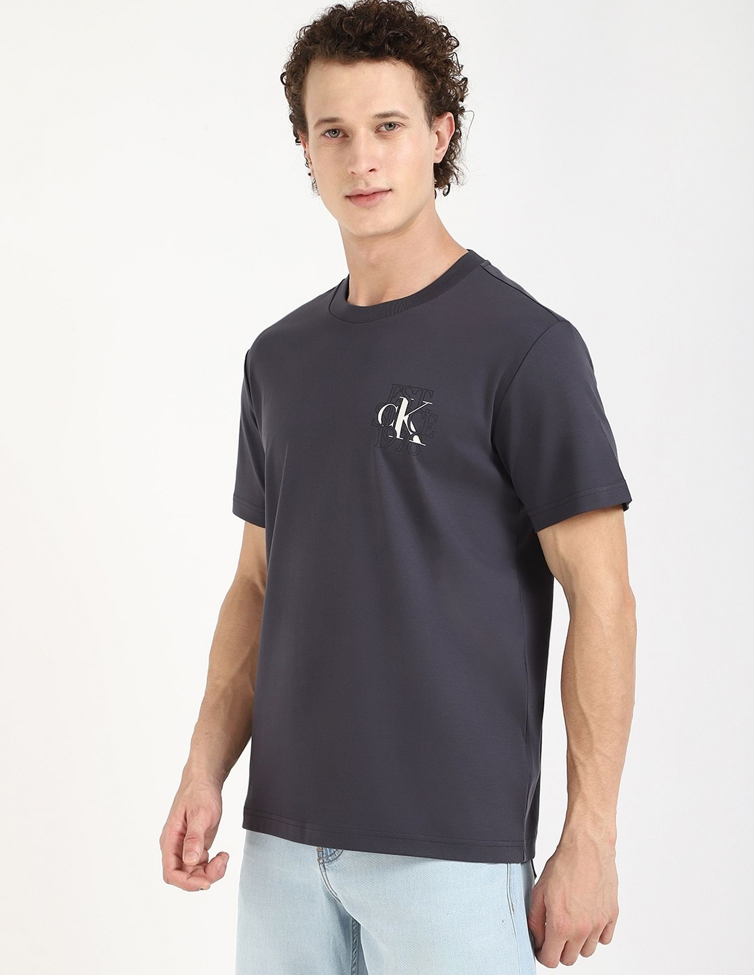 Calvin Klein Jeans Small Logo Regular-Fit Cotton T Shirt