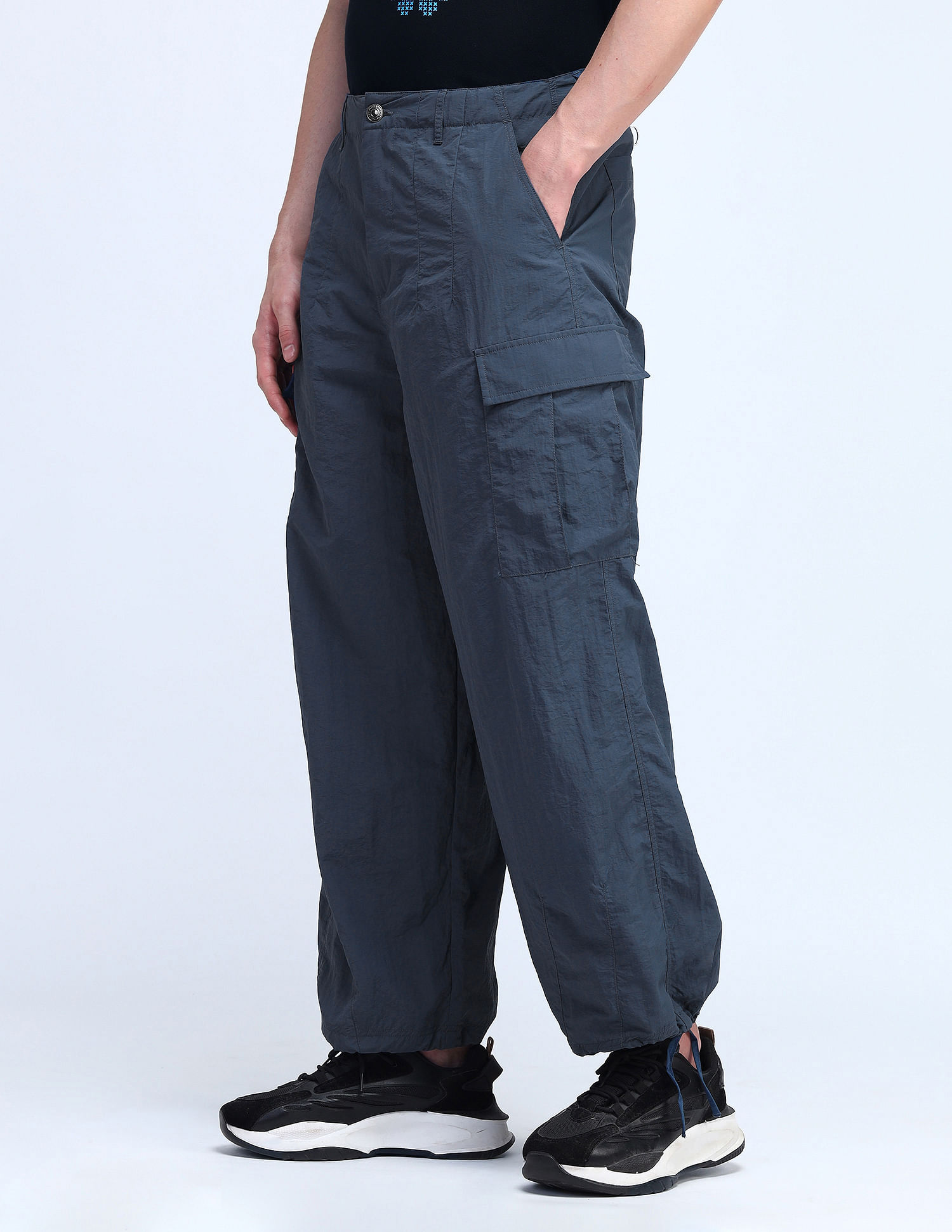 Flying Machine Cobain Loose Fit Mid Rise Cargos
