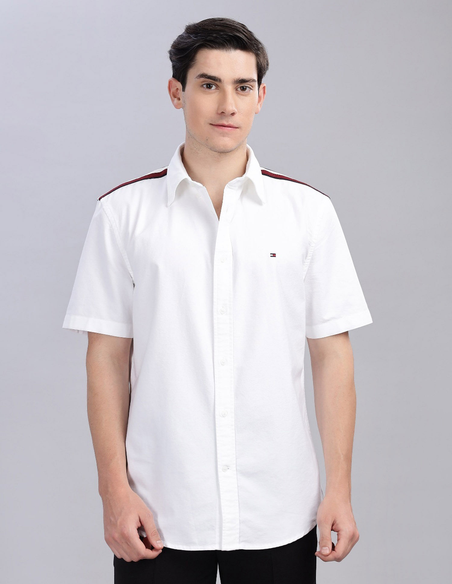 Tommy Hilfiger Solid Regular Fit Plain Woven Shirt