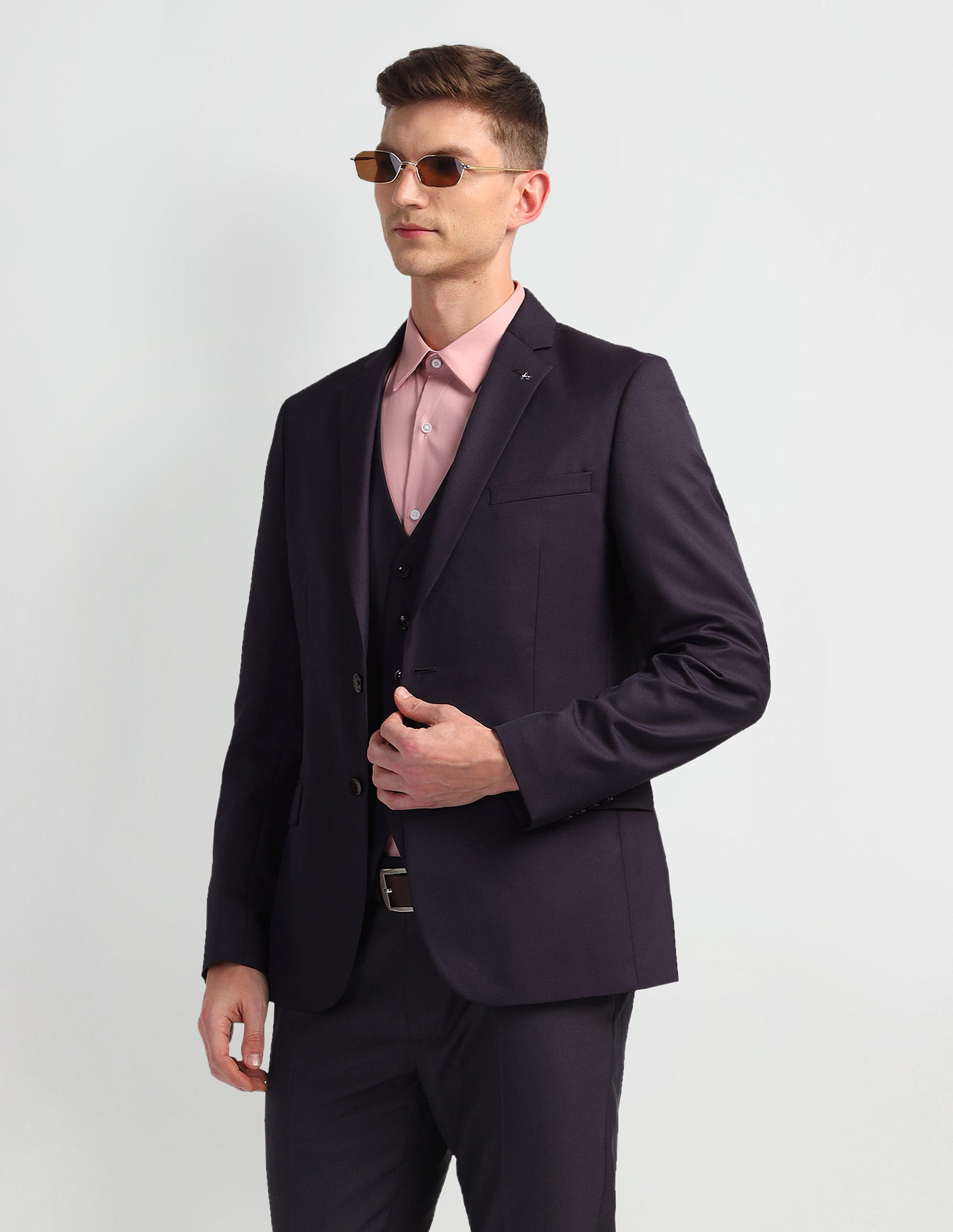 Arrow Dobby Three Piece Suit