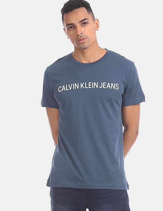 Buy Calvin Klein Jeans Short Sleeve Logo T-Shirt - NNNOW.com