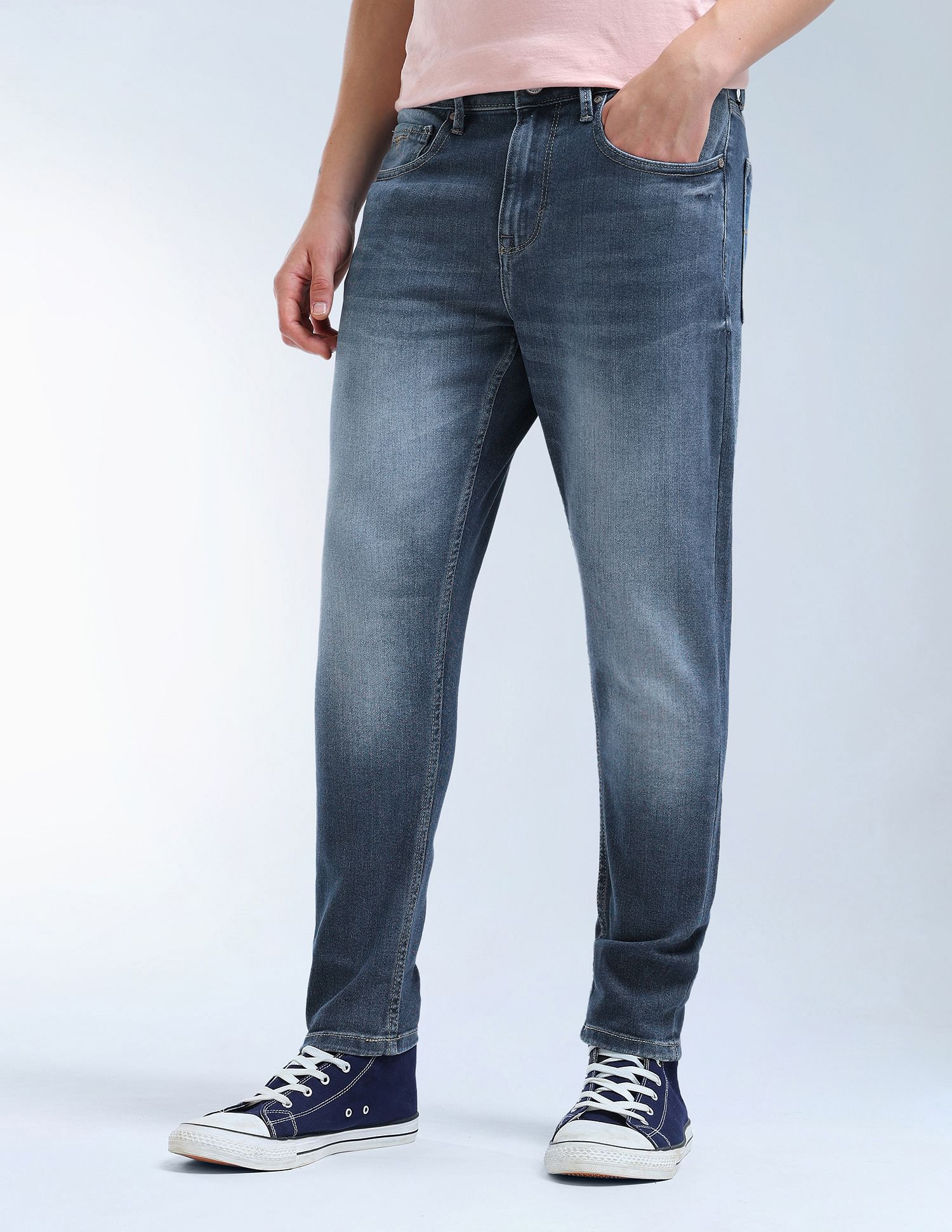 Flying Machine Mid Rise Mankle Relaxed Tapered Fit Jeans