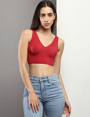 Buy Calvin Klein Underwear V-Neck Racer Back Bralette - NNNOW.com