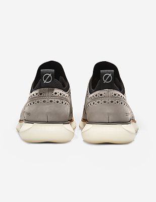 未使用美品　定価39600円　COLE HAAN C32516 Buy Cole Haan Men Light Grey Wingtip Leather Sneakers
