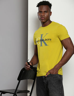 Calvin klein men's t shirts india online