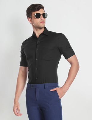 Arrow Regular Fit Solid Short Sleeve Formal Shirt