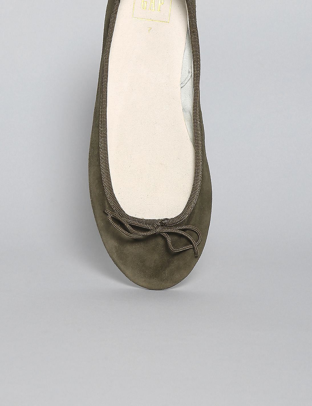 Gap cinch on sale ballet flats