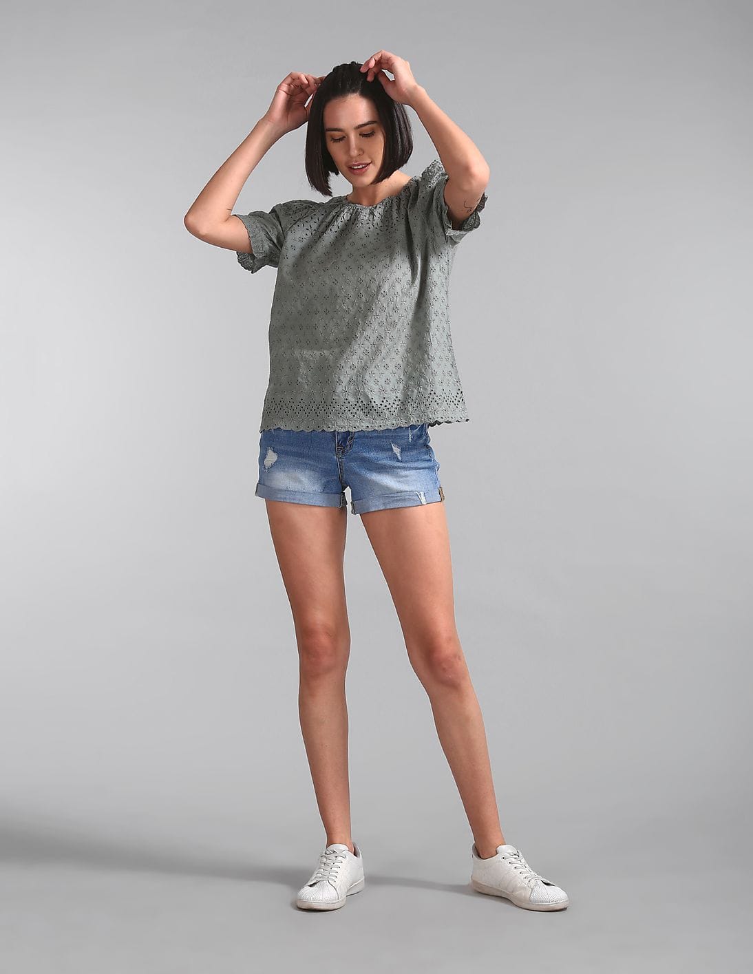 Buy GAP Women Women Green Short Sleeve Eyelet Top - NNNOW.com