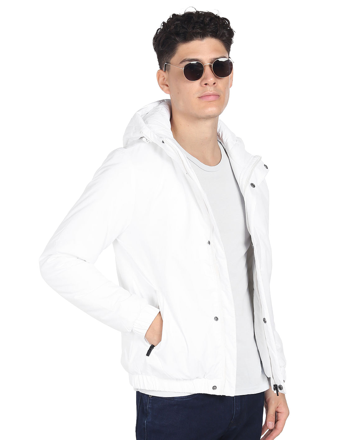 Buy Arrow Sports Men White Hooded Solid Padded Jacket - NNNOW.com
