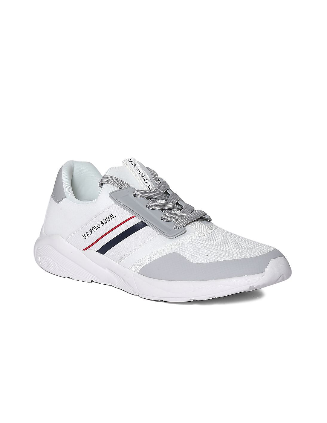 Buy Men White Round Toe Knit Upper Sneakers online at NNNOW.com