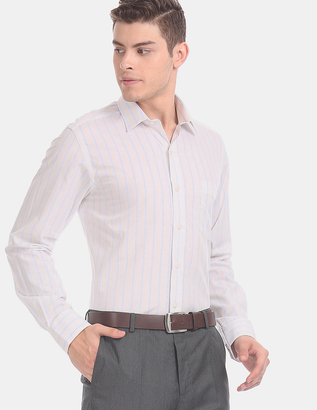 Buy Arrow Men White Regular Fit Stripe Formal Shirt - NNNOW.com