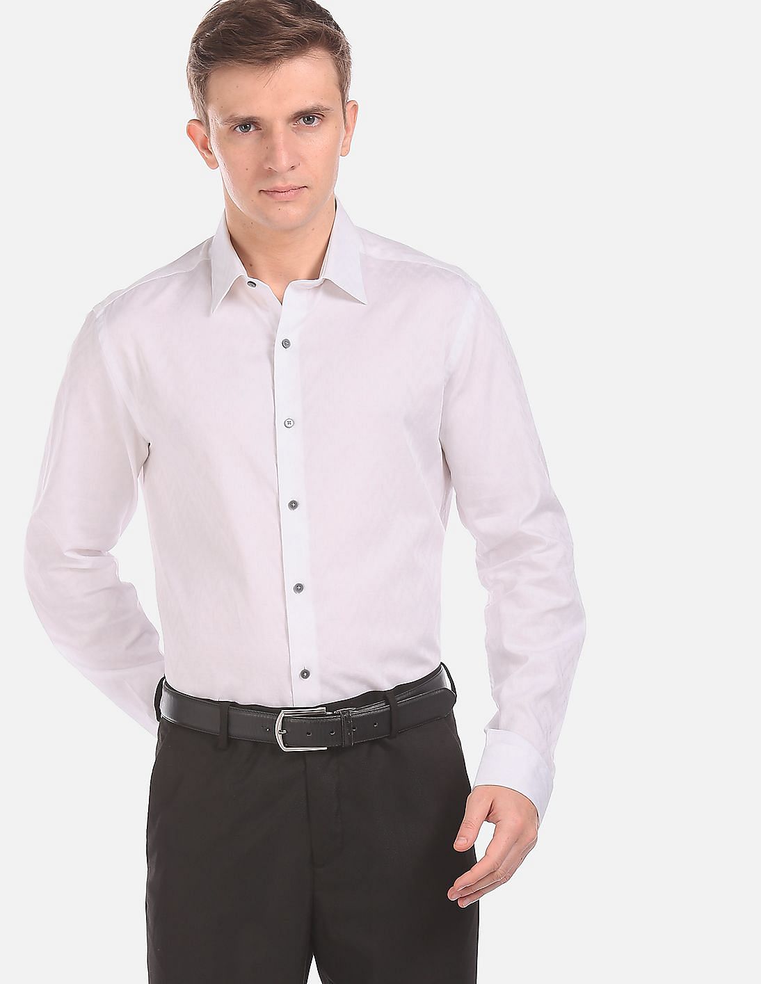 Buy Arrow Newyork Men White Slim Fit Solid Formal Shirt - NNNOW.com