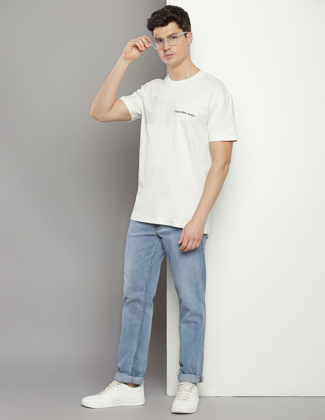 【  JEANS】Regular Fit Institutional ロゴ 半袖 T Buy Calvin Klein Jeans Solid Institutional Logo T-Shirt