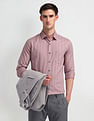 Arrow Manhattan Slim Fit Vertical Striped Shirt