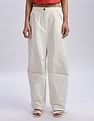 Calvin Klein Jeans Straight-Fit Solid Mid Rise Joggers