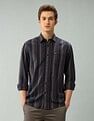 Arrow Sport Manhattan Slim Fit Vertical Striped Shirt